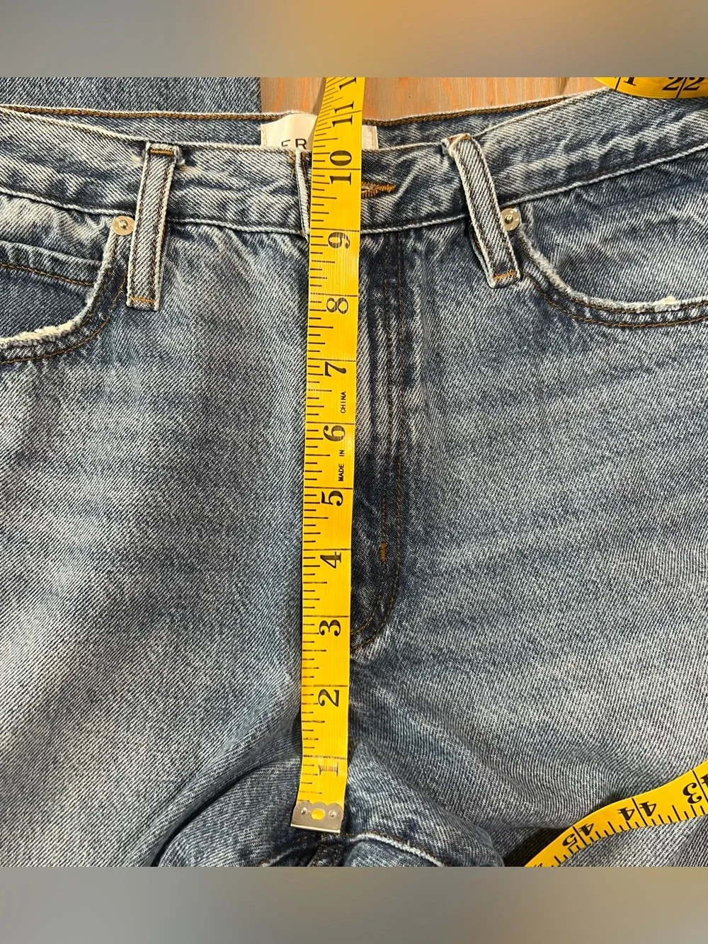 FRAME “the hang” jeans in color Seattle size 27 - Picture 7 of 11